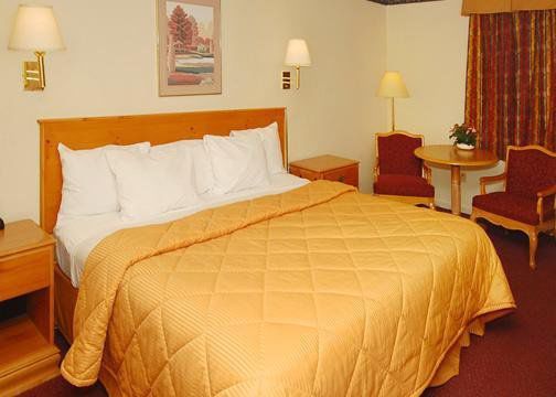Americas Best Value Inn Stockton Habitación foto